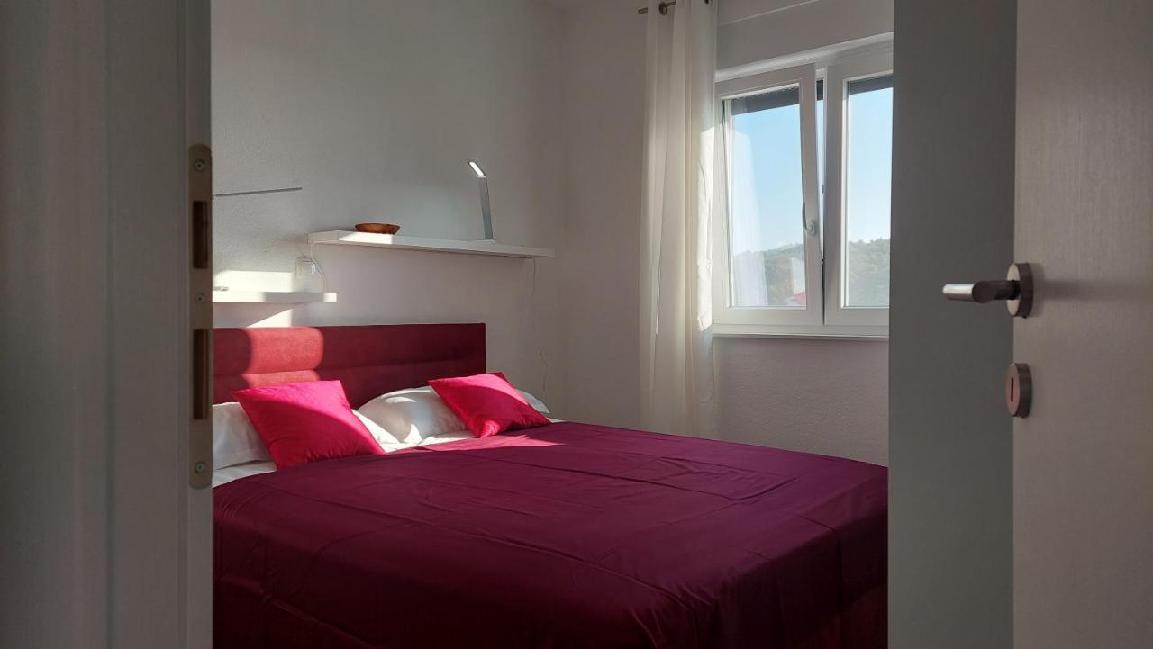 Apartment Vista Oasis With Pool And Terrace Τρογκίρ Εξωτερικό φωτογραφία